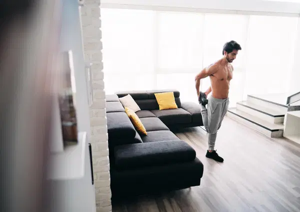 In forma in quarantena: gli esercizi per allenarsi a casa