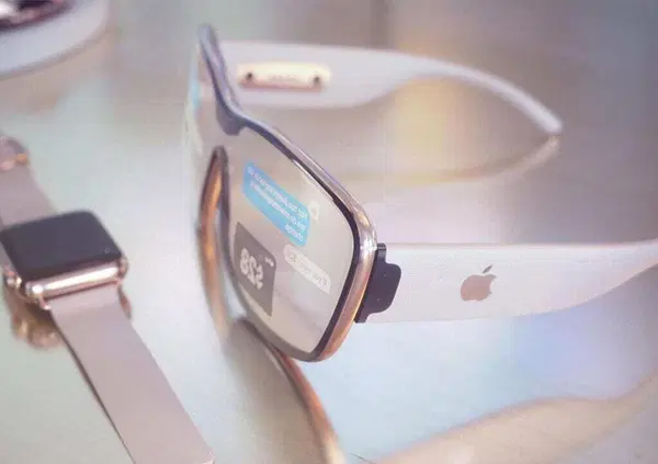 Apple: che sia la volta degli Apple Glass?