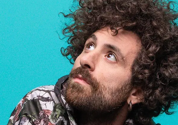 Gio Evan contiene moltitudini e noi l'abbiamo intervistato