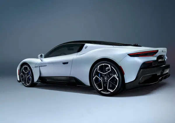 La Maserati MC20 ha ucciso l'Alfa che tutti volevano