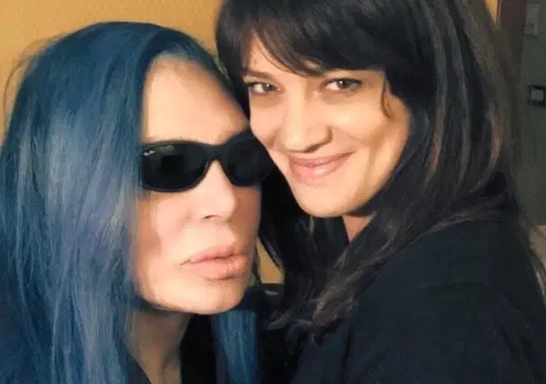 Morgan: "Auguri a Loredana Bert&egrave; e Asia Argento, sovrapposte" 