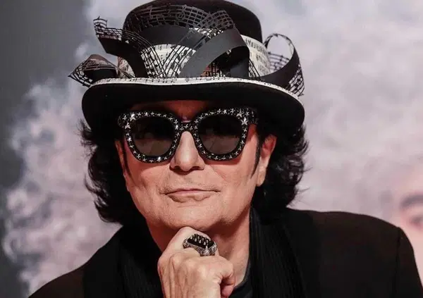 Renato Zero ne fa 70, ma rimane la colonna sonora dei "migliori anni della nostra vita"