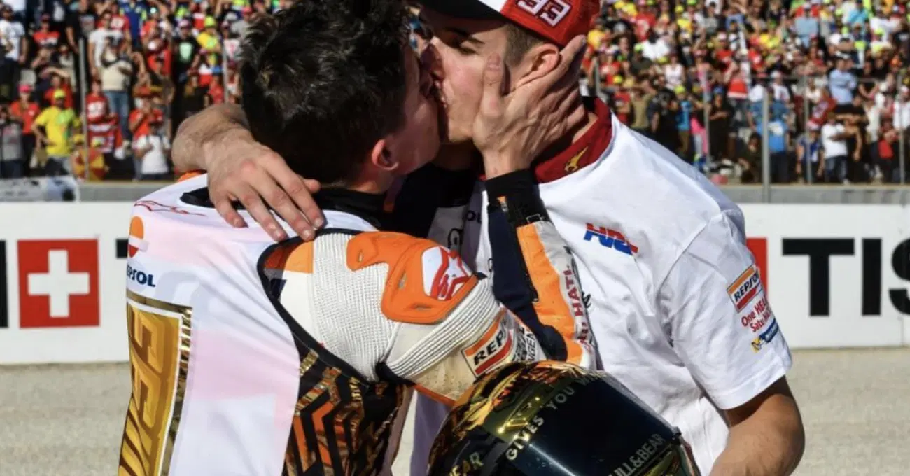 Clamoroso: le Michelin di Alex Marquez gliele consiglia Marc Marquez via Whatsapp