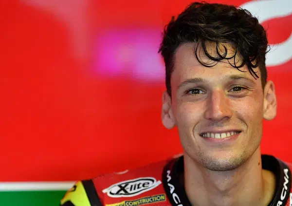 Aprilia MotoGP a sorpresa: via Bradley Smith, arriva Lorenzo Savadori. Ma non c'entrano le dichiarazioni dell'inglese