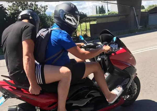 Abbiamo intervistato il vero Tamarro sul T-Max!