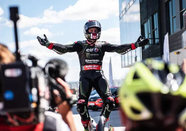 Furto a casa di Jonathan Rea: gli hanno rubato le moto. L'appello social per riaverle