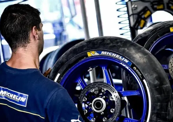 La rivelazione di Piero Taramasso: &ldquo;Suzuki sceglie le gomme prima degli altri"