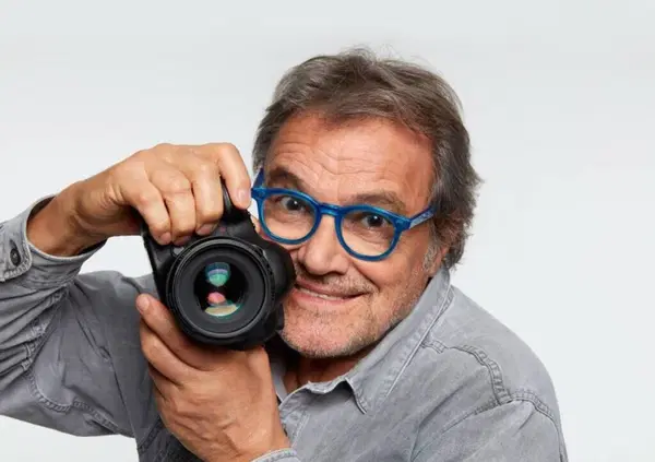 Oliviero Toscani: "Letizia Battaglia &egrave; stata imbrogliata". E lancia Giorgio Armani sindaco di Milano