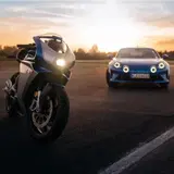 MV Agusta Superveloce Alpine: una moto che spacca, ma con raffinatezza  5