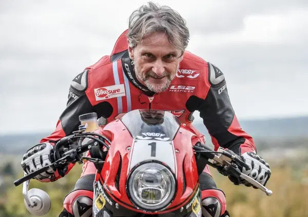 [VIDEO] A casa di Carl Fogarty per dare un'occhiata alla sua collezione di auto e moto