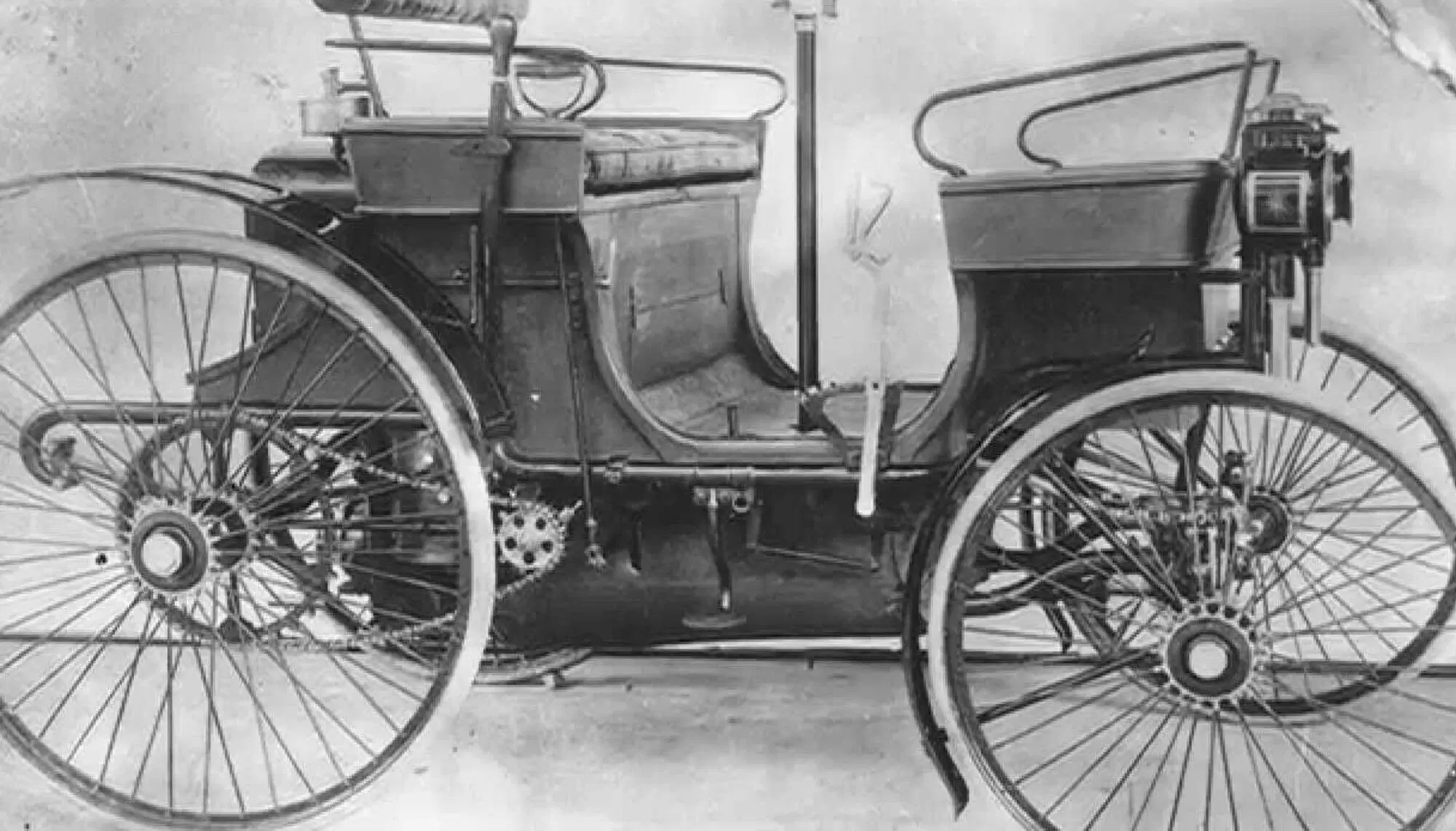 20210104 183610636 9552