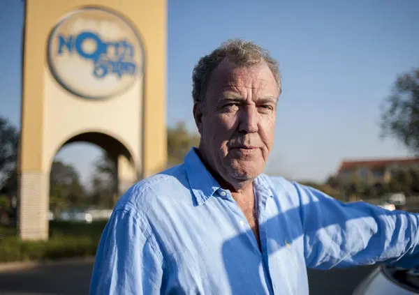 Jeremy Clarkson contro le politiche ambientali: "Senza la Cina &egrave; tutto inutile"