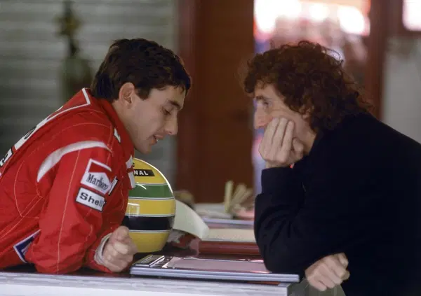 Alain Prost e il vero motivo del litigio con Senna: "Ayrton arriv&ograve; quasi alle lacrime e io feci una cosa di cui mi pento"