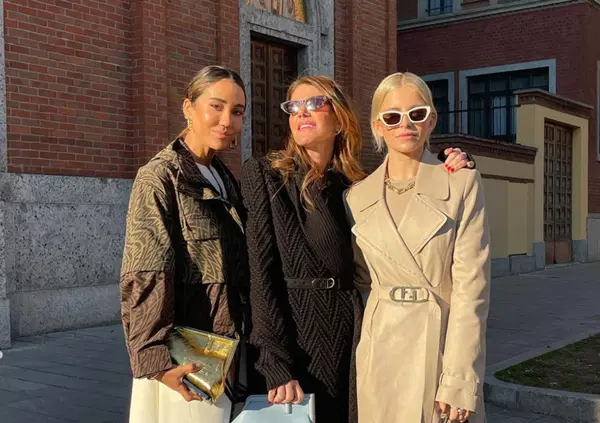 Milano Fashion Week: non ce n'&egrave; Coviddi! Anna Dello Russo e le influencer tra selfie e sfilate senza mascherina. Il caso in Regione [VIDEO]