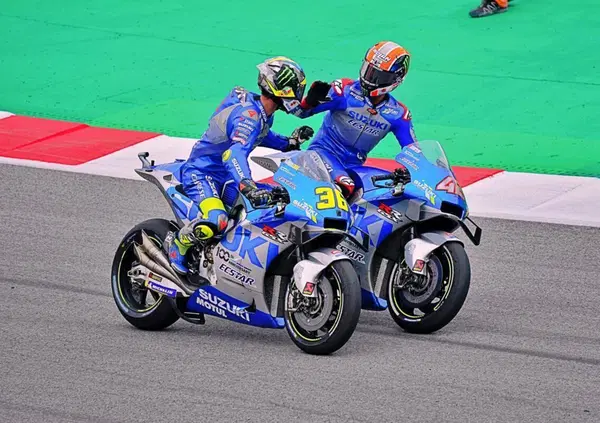 Joan Mir e Alex Rins hanno il mal di pancia-Suzuki: "Manca una moto competitiva e soprattutto una figura come..."