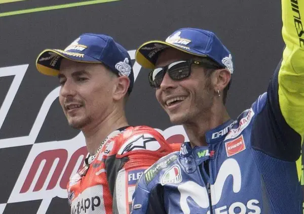 Valentino Rossi: "Perch&eacute; io e Lorenzo siamo come Hamilton e Rosberg"