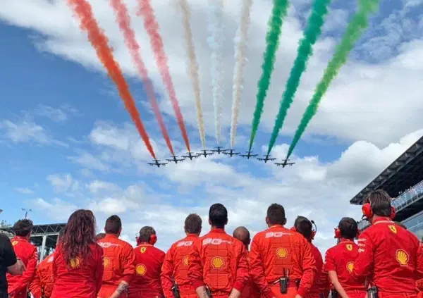 Ma allora che senso hanno delle regole cos&igrave;? L'incoerenza della F1 tra Frecce Tricolori e Red Arrows