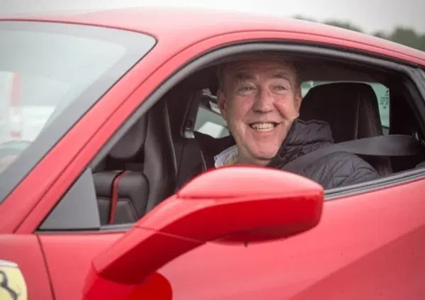 Jeremy Clarkson contro la politica: &ldquo;I nostri parlamentari sono peggio degli italiani&rdquo;