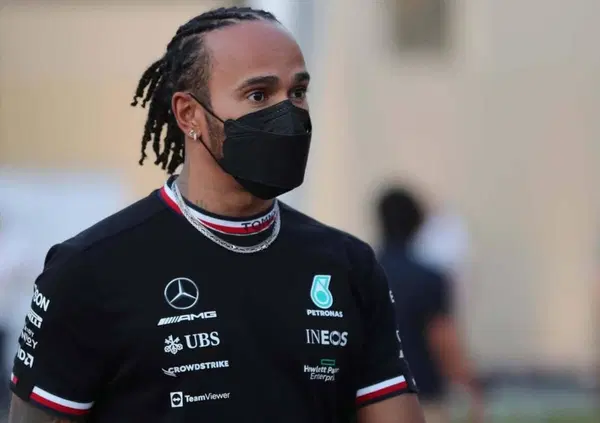 La vita di Lewis Hamilton &egrave; in pericolo? Lui spende 18 milioni di sterline per "mettersi al sicuro": ecco come