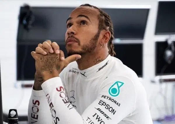 Hamilton ha una nuova battaglia, cambiare i social: "Non si pu&ograve; pi&ugrave; tollerare l'odio. Che i vertici facciano qualcosa"