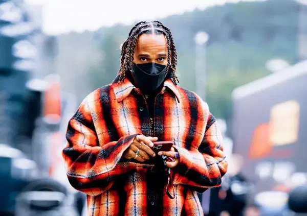 Hamilton ha una richiesta speciale: "Voglio commissari imparziali"