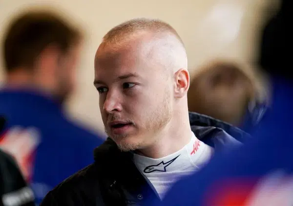 I piloti russi rischiano davvero l'esclusione? Quello che sta succedendo in Formula 1 per colpa della guerra in Ucraina