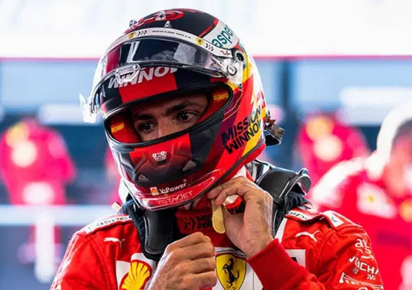 Sainz frena l'entusiasmo della Ferrari: "Il weekend pi&ugrave; difficile da quando sono in rosso"
