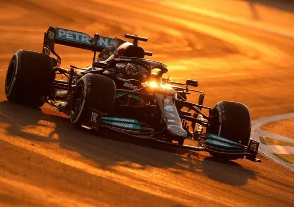 F1, GP Arabia Saudita: i bookmakers mettono un'altra vettura davanti a Ferrari e Red Bull 