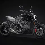 XDiavel Nera, Ducati e Poltrona Frau insieme per un’edizione limitata che è puro Made in Italy 5