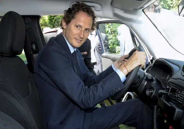 John Elkann: "La transizione all'auto elettrica passa per l'energia nucleare"