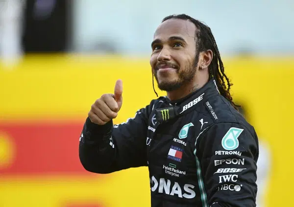 Botta e risposta tra Villeneuve e Hamilton, Lewis lo distrugge