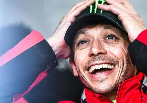 [VIDEO] Valentino Rossi: &ldquo;Vi presento il sogno di ogni pilota, non potete immaginare come mi sento quando sono qui"