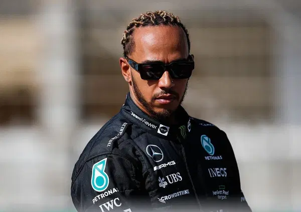 "Sar&ograve; io a decidere quando sar&agrave; finita". Lo strano messaggio social di Lewis Hamilton contro chi lo accusa 