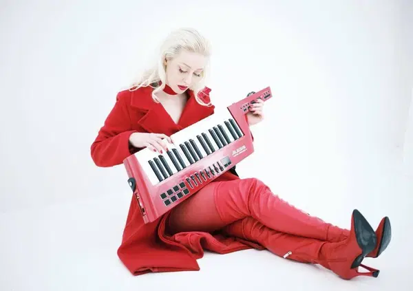 Contro il logorio della "musicademmerda" ascoltate Kimerica