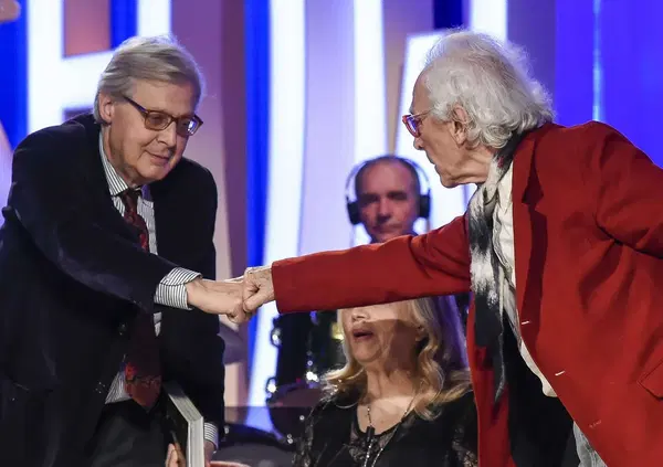 Rissa al Costanzo Show, Cruciani: &ldquo;Io paciere, ho impedito a Mughini di menare ancora Sgarbi&rdquo;. E su Zan: "Perder&agrave; di nuovo"