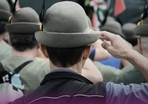 Sul caso degli alpini siamo sempre l&igrave;: le donne sono tutte puttane tranne la madre e la figlia