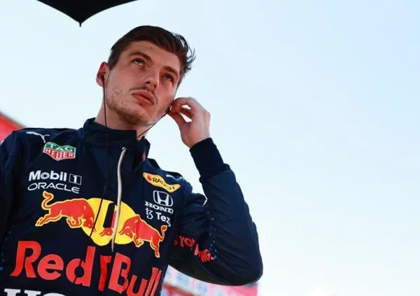Max Verstappen: il team radio shock dopo l'incidente 