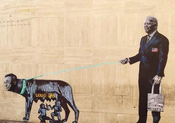 Chi &egrave; l'artista del murales che ha spaccato il M5s? Ve lo diciamo noi. E ci abbiamo parlato: "L'arte smuove le coscienze"