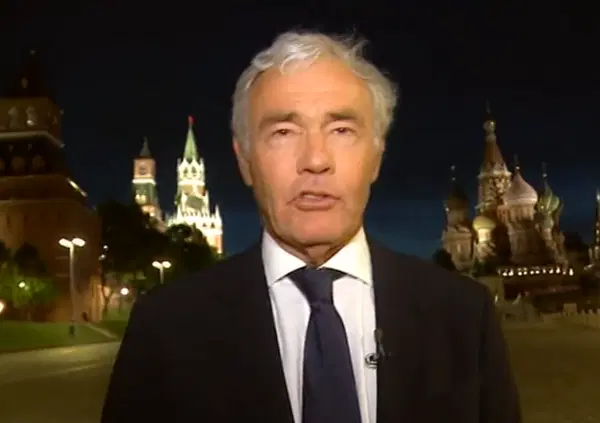 Cos&rsquo;&egrave; successo a Non &egrave; l&rsquo;Arena tra Giletti svenuto in diretta da Mosca e Sallusti che se n'&egrave; andato gridando &ldquo;&egrave; una merda!&rdquo;