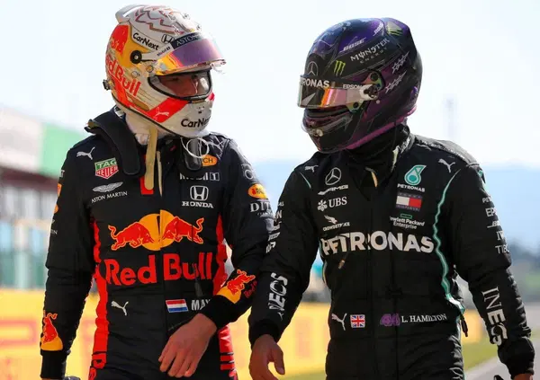 Porpoising, botta e risposta tra Hamilton e Verstappen: l'accusa di Max contro la Mercedes 