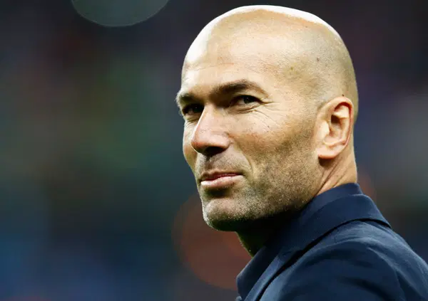 Zidane, 50 anni di un artista del calcio: testate, ballo e amore alla ricerca del numero perfetto