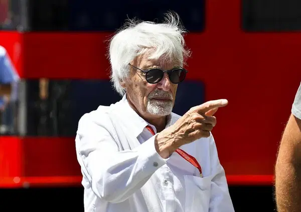 Bernie Ecclestone asfalta la Ferrari: "Scommettere su di loro? Se..." 