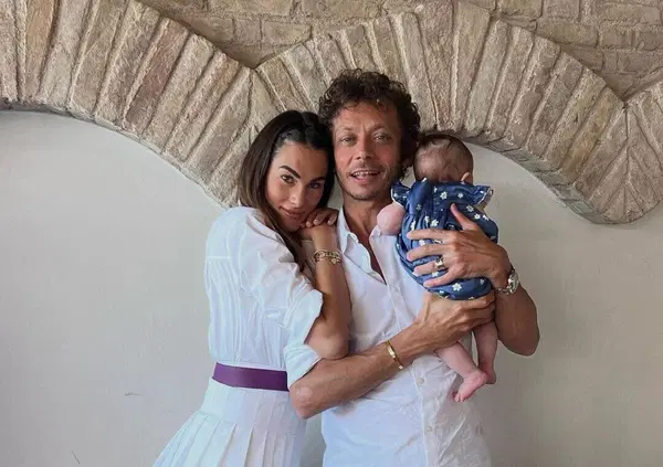 La fidanzata di Valentino Rossi sull&rsquo;aborto: &ldquo;Non hai un utero? Taci!"