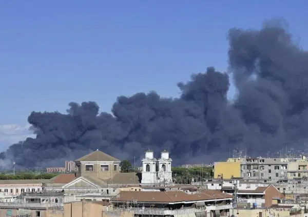 Che &egrave; successo a Roma? Incendi, esplosioni e palazzi evacuati: ve lo raccontiamo [VIDEO]
