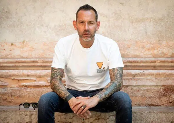 Matteo Cambi, da Guru a una vita nova: "Vestirei Renzi e che stile Draghi. L'aborto? Corretto"