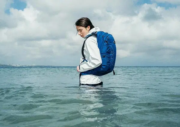 Osprey Talon Earth 22: lo zaino versatile che strizza l'occhio alla sostenibilit&agrave;