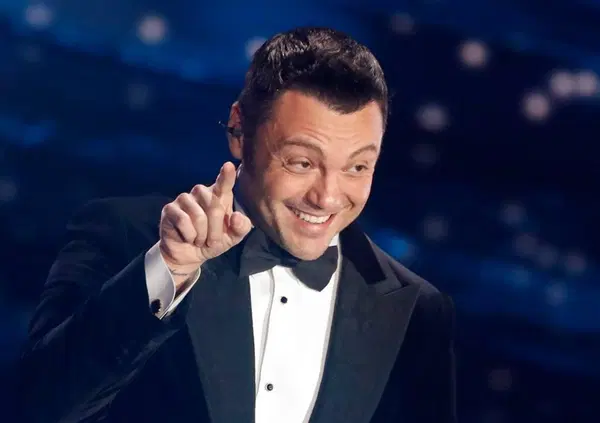 Da Valentino Rossi a Tiziano Ferro: quando la residenza "fittizia" finisce nel mirino del fisco (e costa carissima)