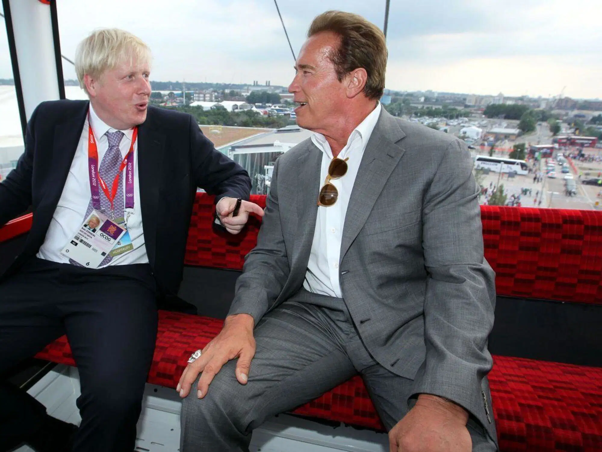 Boris Johnson e "Terminator" Arnold Schwarzenegger