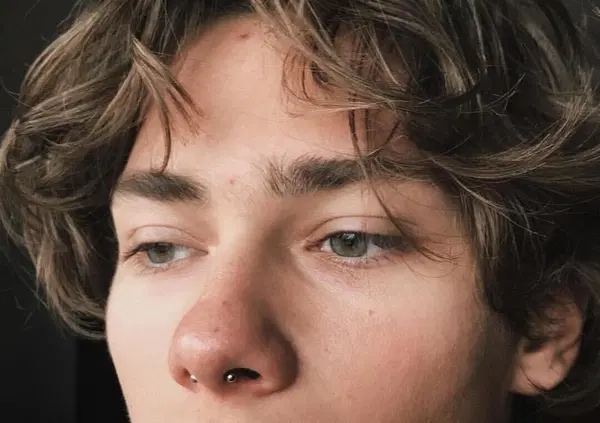 Piercing septum: storia, domande e risposte su una tendenza sempre pi&ugrave; in voga