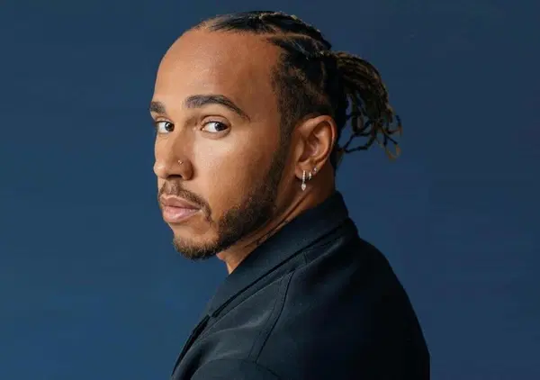 S&igrave; signori, Lewis Hamilton ha davvero confessato di aver paura di guidare: "Le strade mi..."